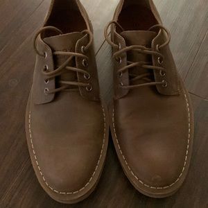 Sperry Top-Sider lace up. Size  8